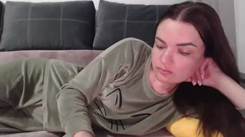 Criss4u online show from March 24, 6:36 pm