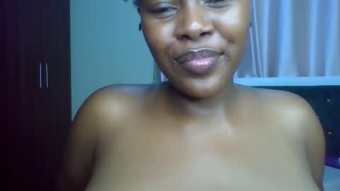 _honey_bloom online show from February 22, 9:57 am