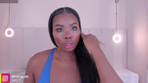 Snapshot of _huge_boobs_ebony chatting on October 14, 7:39 pm Darlis online show from October 14, 7:39 pm