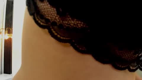 Snapshot of _iris1_ chatting on March 7, 9:38 pm Iris online show from March 7, 9:38 pm