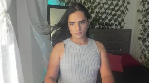 Snapshot of _ivone_golosa chatting on September 15, 7:15 pm Ivone online show from September 15, 7:15 pm