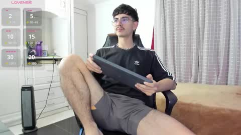 James online show from March 10, 4:17 am