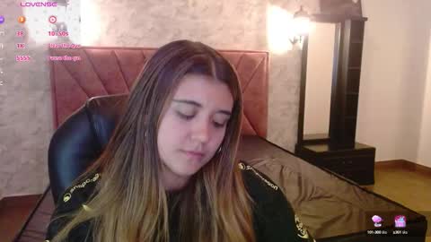 Snapshot of _jeessy chatting on October 9, 4:40 am _jeessy online show from October 9, 4:40 am