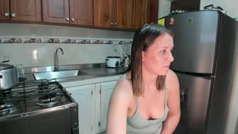 _jennysweet_ online show from May 8, 10:48 pm