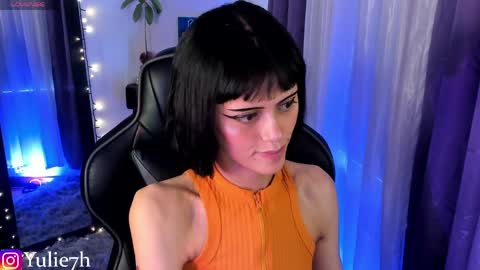  ...  online show from April 8, 9:29 pm