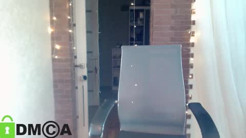 Snapshot of _karolina chatting on October 21, 6:00 pm karolina online show from October 21, 6:00 pm