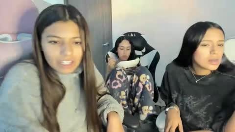 Snapshot of _khloe_sweet chatting on October 17, 7:18 pm khloe sweet online show from October 17, 7:18 pm