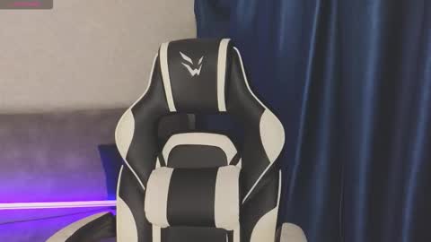 Molly   Emily online show from September 14, 5:36 pm