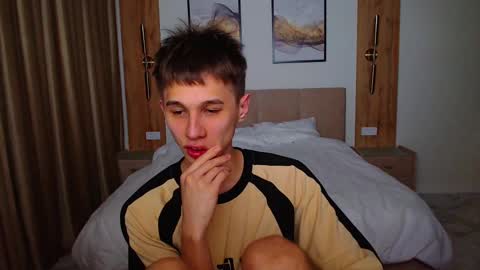 Snapshot of _kurt chatting on February 20, 10:48 pm Kurt online show from February 20, 10:48 pm