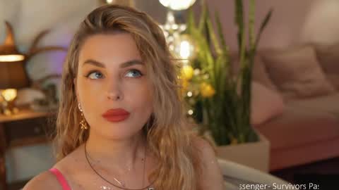 _lady__m_ online show from May 11, 10:44 am