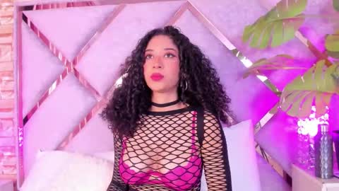 Lanna  online show from February 2, 1:03 am