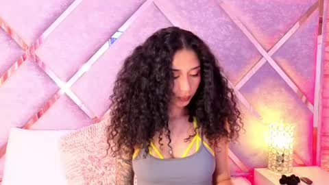 Lanna  online show from May 28, 11:41 am