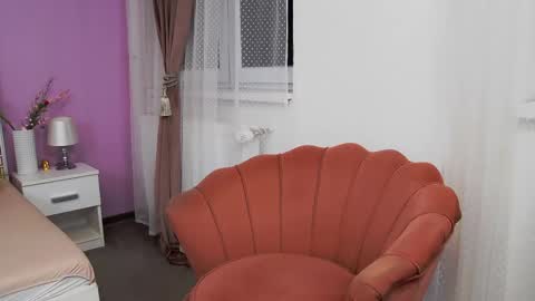 Lena Paul online show from March 6, 3:57 am