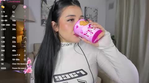 Lina. online show from December 3, 4:13 am