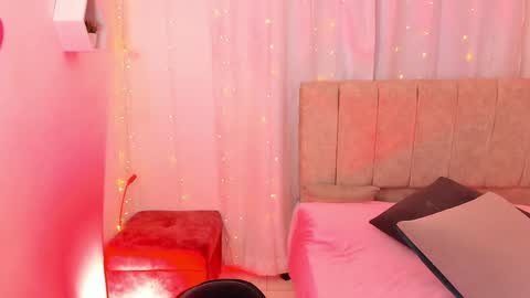 Snapshot of _little_ivy chatting on January 17, 10:12 pm Ivy 3 online show from January 17, 10:12 pm