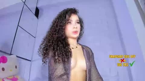 Snapshot of _littlelia chatting on September 24, 11:28 am Anna online show from September 24, 11:28 am