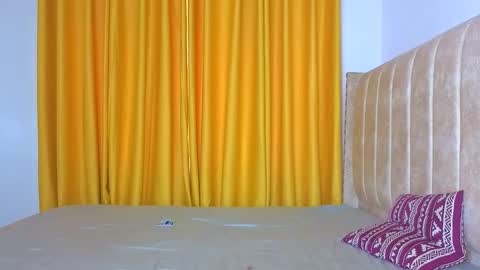 Littlevenus online show from January 15, 10:35 am