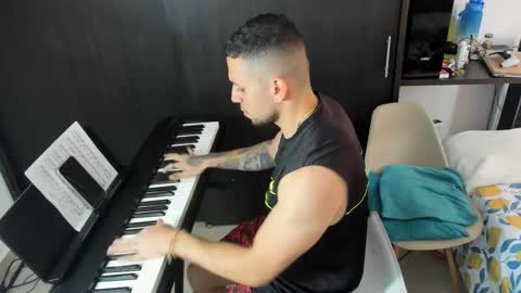 logan online show from November 11, 1:35 pm