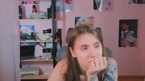 Ann online show from April 12, 5:11 am