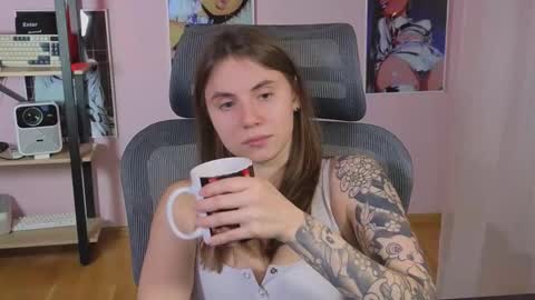 Ann online show from March 28, 8:43 pm