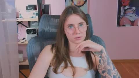 Ann online show from April 15, 8:20 pm