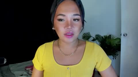 _lovelyyan69_ online show from December 22, 5:20 pm