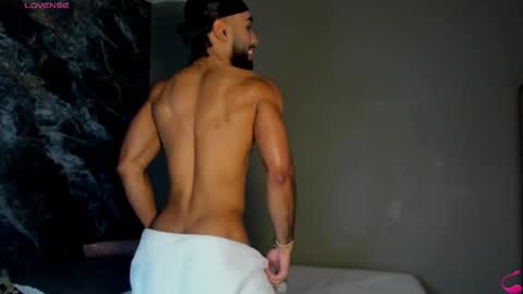 _luca_flame online show from November 5, 1:51 am