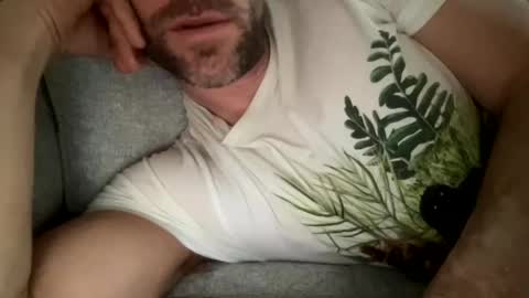 _lululeo_ online show from February 8, 9:15 pm