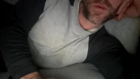 _lululeo_ online show from February 8, 8:09 am