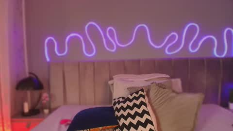 _maccaa_ online show from January 6, 6:34 pm