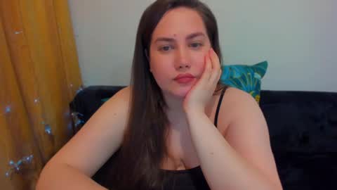 Snapshot of _madalexa_ chatting on December 5, 10:06 pm Alexa online show from December 5, 10:06 pm