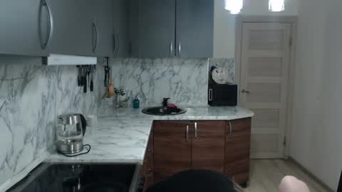 Kate online show from March 4, 10:49 pm