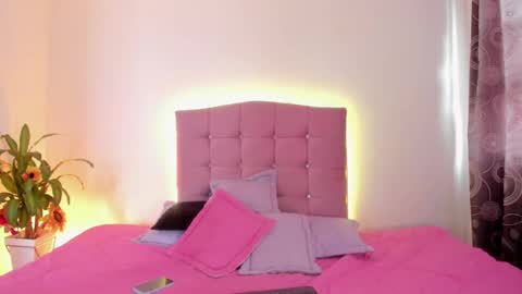 Snapshot of _marie__ chatting on March 1, 8:10 pm Maria paula online show from March 1, 8:10 pm