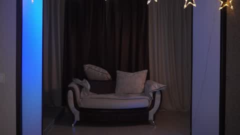  Gwen  online show from February 8, 1:22 am