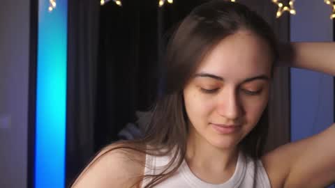  Gwen  online show from February 1, 10:44 pm