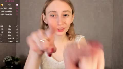  Gwen  online show from October 15, 3:21 am