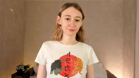  Gwen  online show from October 21, 3:11 am