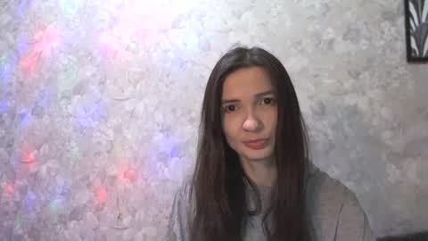 me0w me0w online show from December 28, 2:10 pm