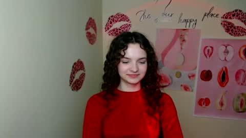 Snapshot of _megasta chatting on March 7, 10:54 pm Susie online show from March 7, 10:54 pm