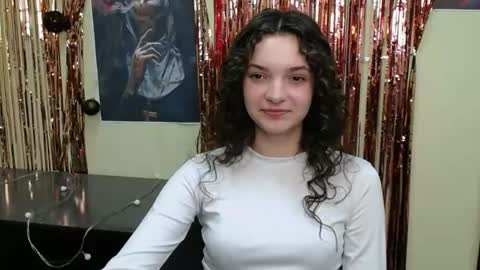 Snapshot of _megasta chatting on March 5, 2:01 pm Susie online show from March 5, 2:01 pm