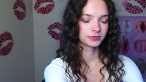 Susie online show from February 3, 2:21 pm