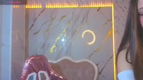 _mia_sweet_b online show from February 18, 1:44 pm