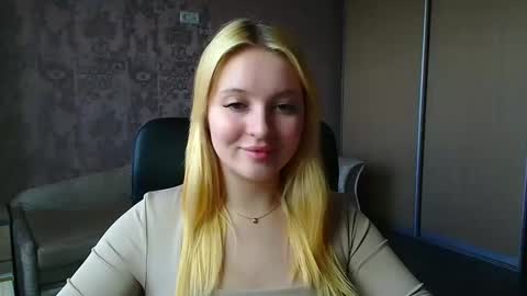 Melanie online show from April 23, 12:02 pm