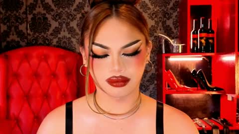 Raven Strauss online show from April 7, 5:42 am