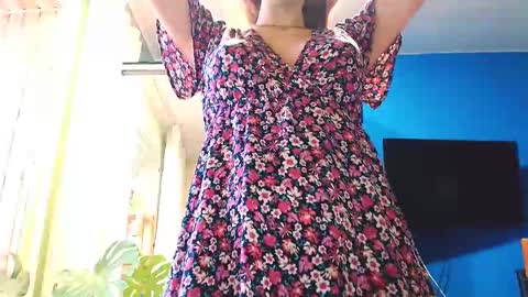 Snapshot of _minnie_boo_ chatting on January 1, 9:49 am Boo online show from January 1, 9:49 am