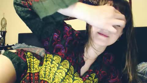 Snapshot of _minnie_boo_ chatting on October 3, 7:33 pm Boo online show from October 3, 7:33 pm