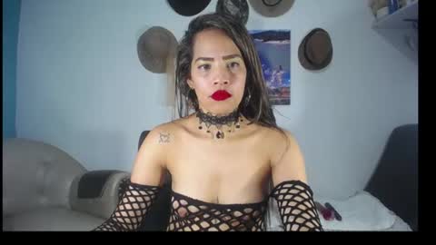_misspriss online show from June 11, 12:09 am