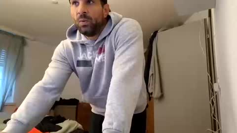 BENJI online show from September 23, 7:24 am