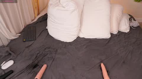 Sasha online show from March 15, 1:14 pm