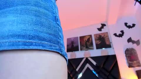 mizuki  online show from February 25, 6:22 pm